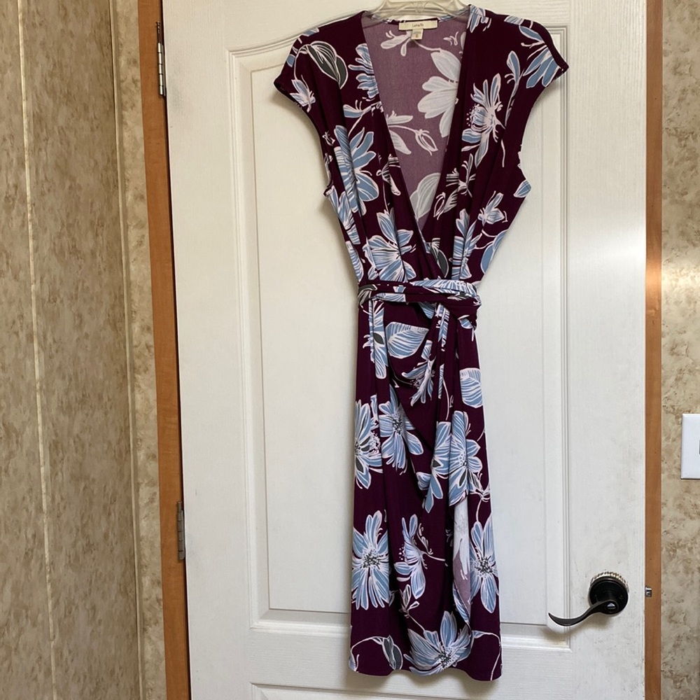 Lark & Ro dress